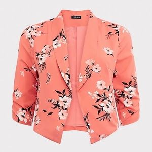 CORAL FLORAL CREPE BLAZER